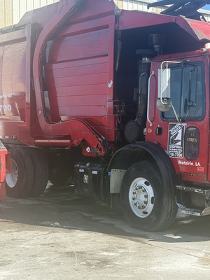 Commercial Vehicle Cleaning And Maintenance Service in Kenner LA