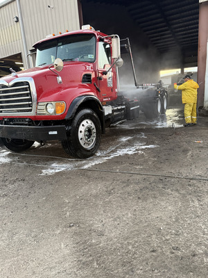 Truck Washing And Cleaning Services in Orlando FL